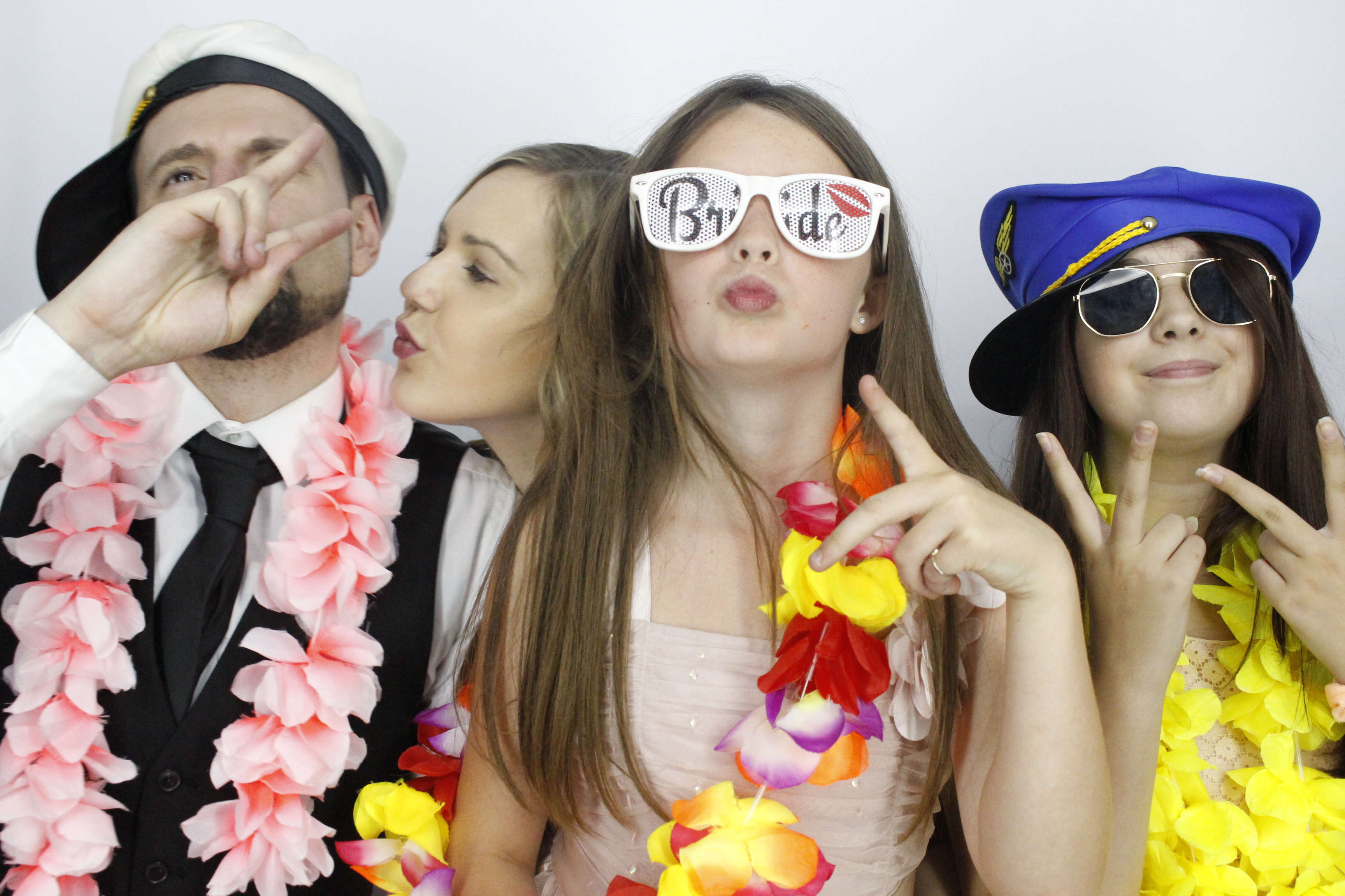 Sam & Rachel's Wedding | View more photos from the event at gallery.myphotoboothexperience.co.uk/u/MyPhotoBoothExperienceLtd/Sam-Rachels-Wedding